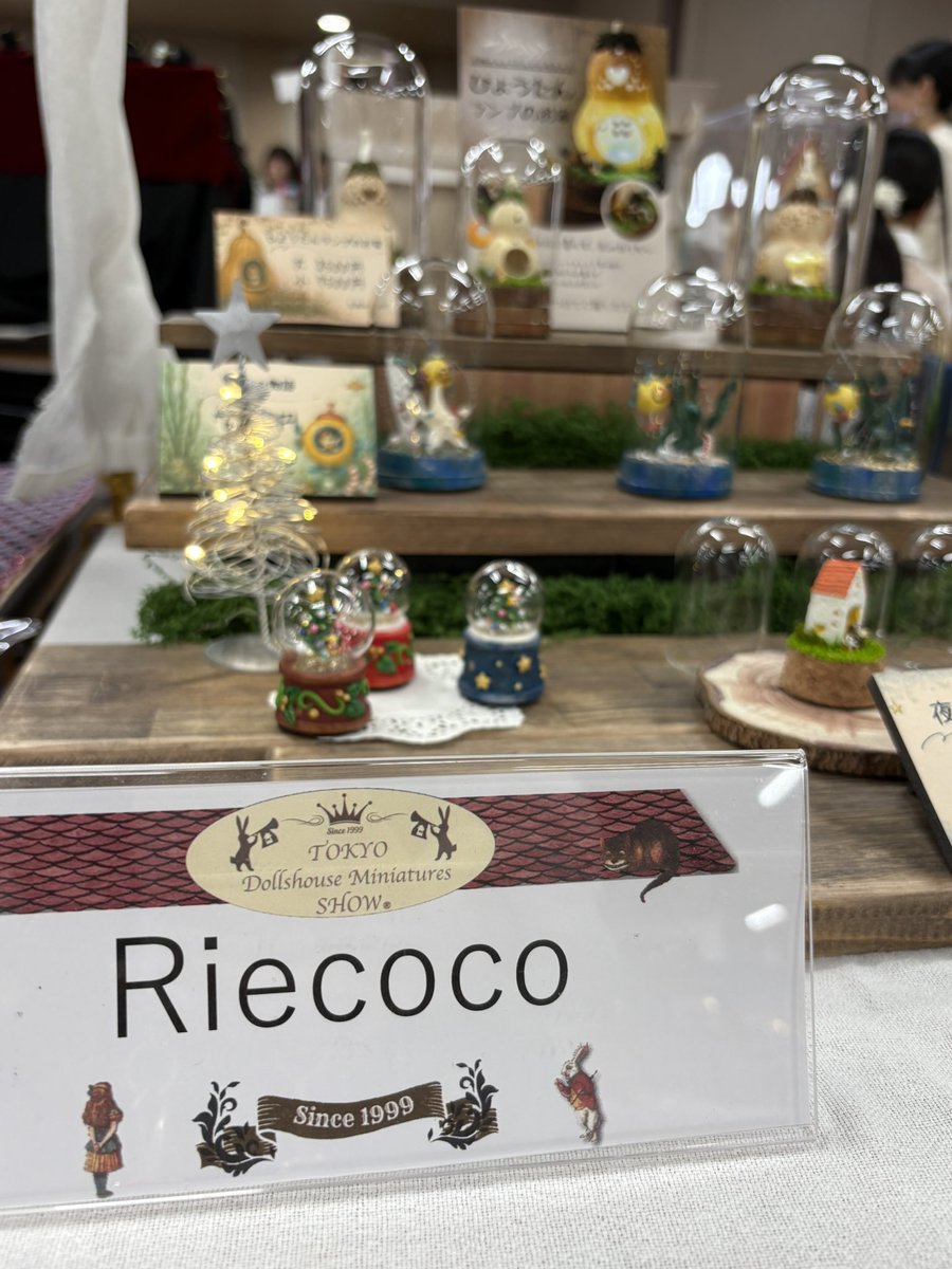 riecocoart's tweet photo. 2日目
#東京ドールハウスミニチュアショウ
スタートしました！
本日もよろしくお願いします✨
たくさんの出会いがありますように。。
16時までです！ https://t.co/FWE8McmUxw