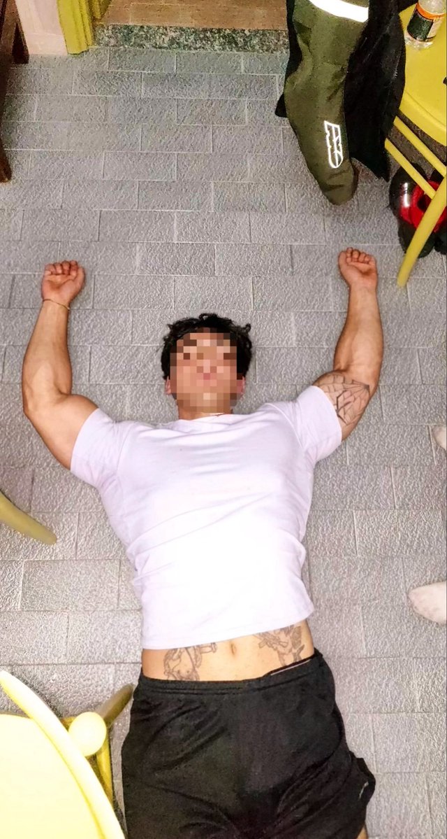 master__damien's tweet photo. That’s what my fucking fags deserve, losers deserve to sleep in the garage floor https://t.co/GhrB9I4GY8