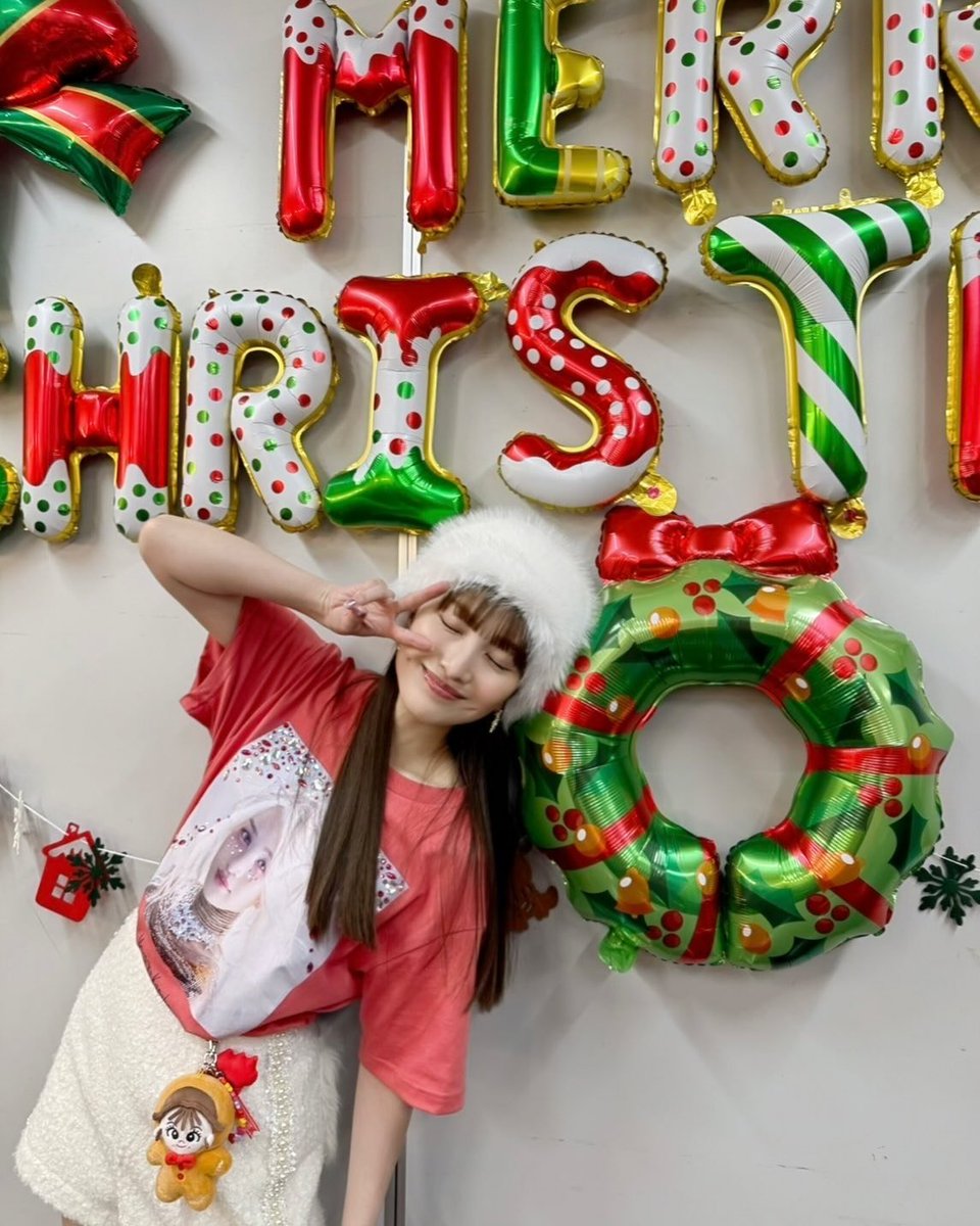 polochans's tweet photo. 🎉❤️夏菜子ちゃんお誕生日おめでとう❤️🎉
いつも太陽みたいな笑顔でたくさんの元気をありがとう☀️
我らがリーダー！ 夏菜子ちゃんのまっすぐな姿や優しさに、いつも勇気と笑顔をもらっています😊
これからも夏菜子ちゃんらしく輝き続けてください✨ 
素敵な一年になりますように❤️
#百田夏菜子生誕祭 https://t.co/2Z9pZWAHUO