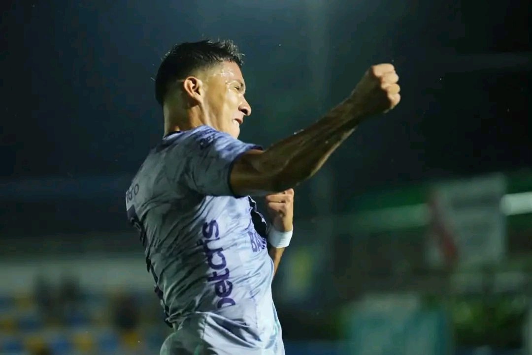 ZPanzaVerde's tweet photo. 🏆 Super Copa Bantrab 
📝 SEMIFINAL 
🎉 MEDIO TIEMPO 
🍬 Nueva Santa Rosa 0 - 🥑 Antigua GFC 1
Kevin López ⚽ 🥑 
#VamosAntigua #AntiguaSomosTodos https://t.co/8Yqr976Lbx