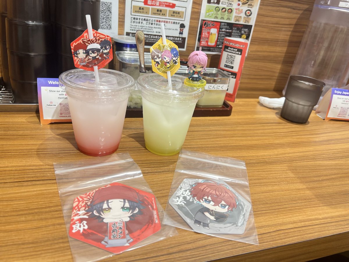 uit_melt's tweet photo. 昨日は朝からグッズ並んで一日中フラフラしてお昼はヒプマイのコラボ行ってライビュ見て夕飯にまたヒプマイのコラボ行って🤭楽しかった🥳♪ https://t.co/nl9vdHruxu