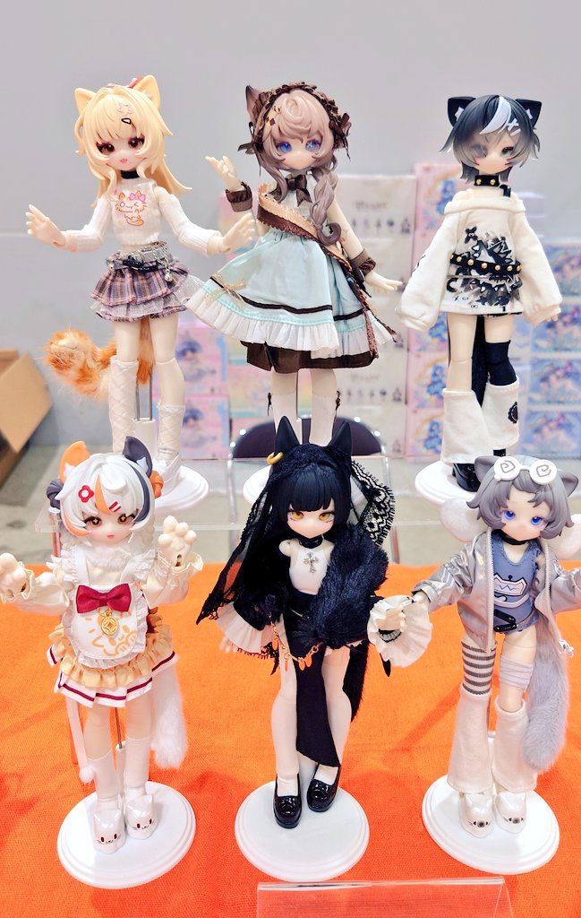 hermeow_shop's tweet photo. 📢イベント出店お知らせ📢
PENNY’S BOX社等々海外メーカーの日本正規代理店として 
📆07/12(日)東京ビッグサイト南3・4ホールにて開催される「東京 I・Doll VOL.77」のブース営設完了✨ 
最新作「ニャニャニャ次元」、海外会場限定「月光石」単品ドールも先行販売🪽 
ぜひお立ち寄りください💖

出展情報∶
https://t.co/DhTezCuqR8

 #アイドール #アイドール東京 #IDOLL