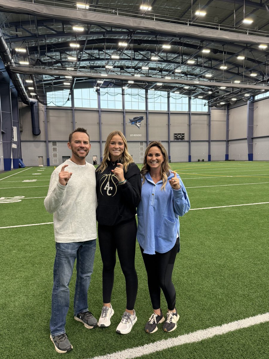 paytonconverse's tweet photo. Thank you @IowaWesternCC for the offer to continue my athletic and academic career! Thank you to @zacksigler, @HJordanCoach2, and @gabbyschultz4 for this incredible offer! https://t.co/XyQhJNUnSi