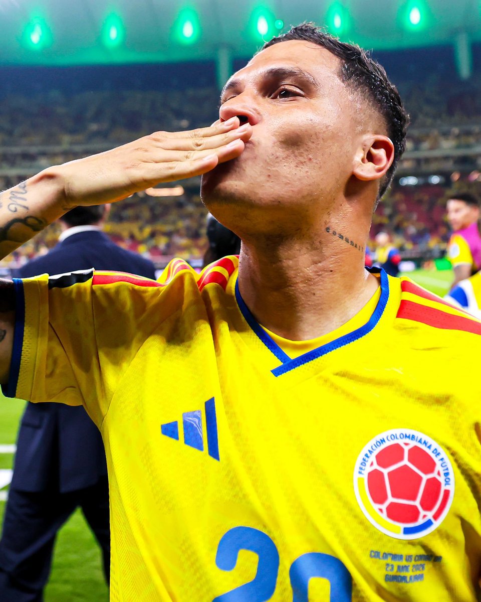 saefulazhar19's tweet photo. @jiwaterbuang ⏳️ 🇨🇴 👀 https://t.co/xlaruEXSoz