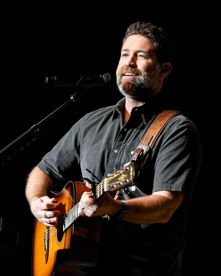 JoshTurner92175's tweet photo. 💙 Thank you for your endless support https://t.co/o7LVvH12a8