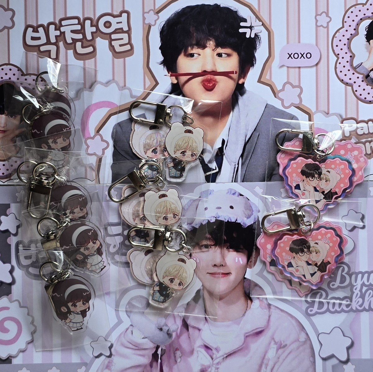 PcyMia's tweet photo. interest check

10 pcs - ChanBaek mini heart uchiwa
🏷100php each
2 pcs - ChanBaek Keyring
🏷80php each
3 pcs -  Pogi Bear Baekhyun Keyring
🏷60php each
6 pcs - Baekhee Keyring
🏷60php each

DM me po if inch ✨️🫶 https://t.co/caWnSzQkOI