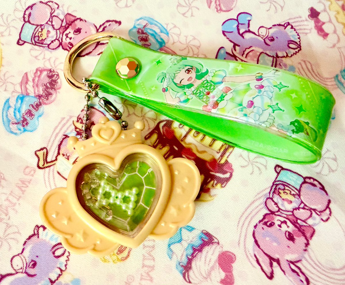 と言う事でどこぞのジュエルこと おねがいアイプリジュエルストラップ1