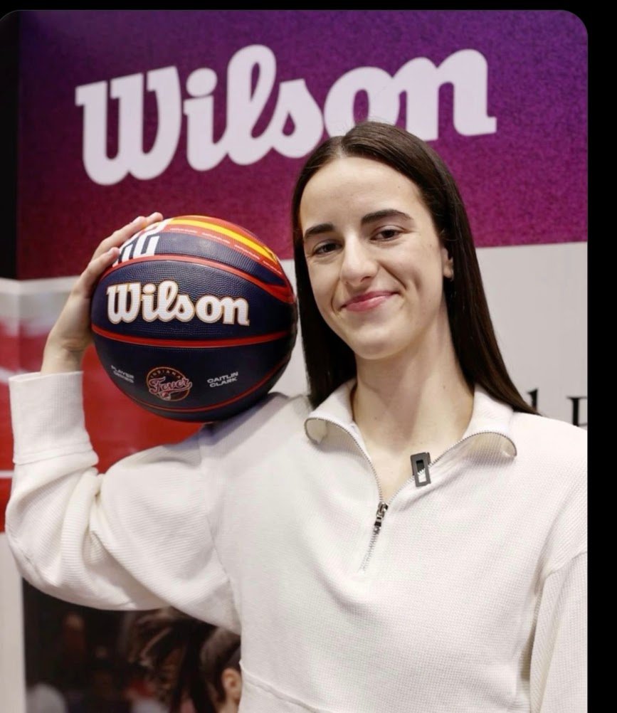 MrSpiritsRaven's tweet photo. @parkmudoon From ππΏ @parkmudoon ππΏ
Scoring WHILE Assisting!
Playmaking & Change Making!
Marginalized BY HER OWN COACH!
Held Back By The CHEATING Referees!
#Manhandled #Attacked by Opponents!
Still Leading The #WNBALeague In
#OffensiveProduction . https://t.co/ASp1pLtHOb