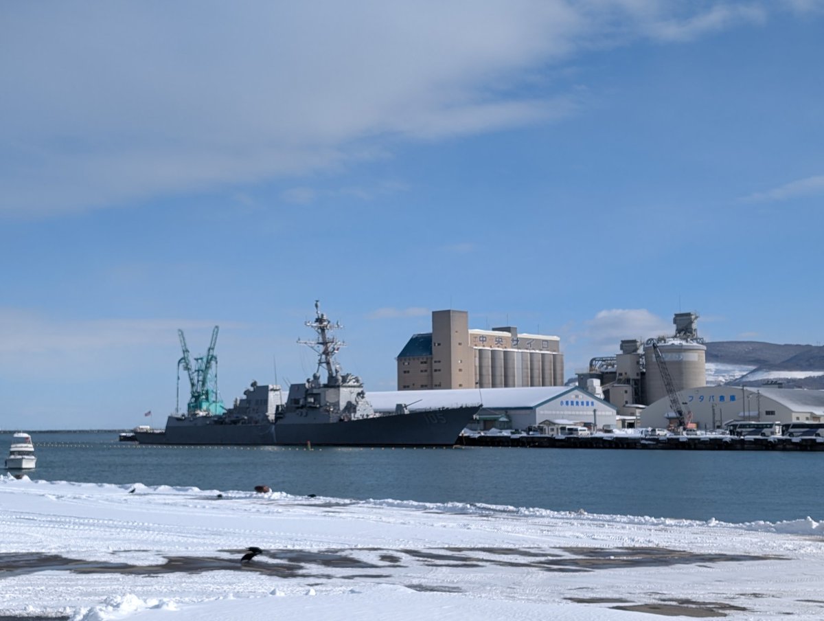 speak5825's tweet photo. 米国軍艦 https://t.co/nF91gT7Y21