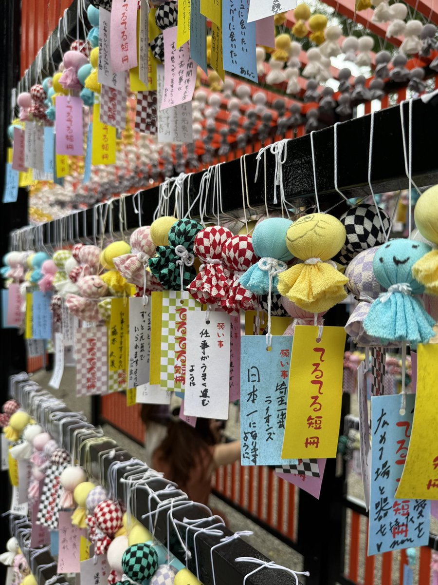 mappy08's tweet photo. 今日は相方さんの撮り活に付き合って、早稲田の法輪寺と地元田無神社に行きました。　
田無神社でやはりありました、皆様想いはひとつですわ☺️
#seibulions https://t.co/rGlV5BmPng