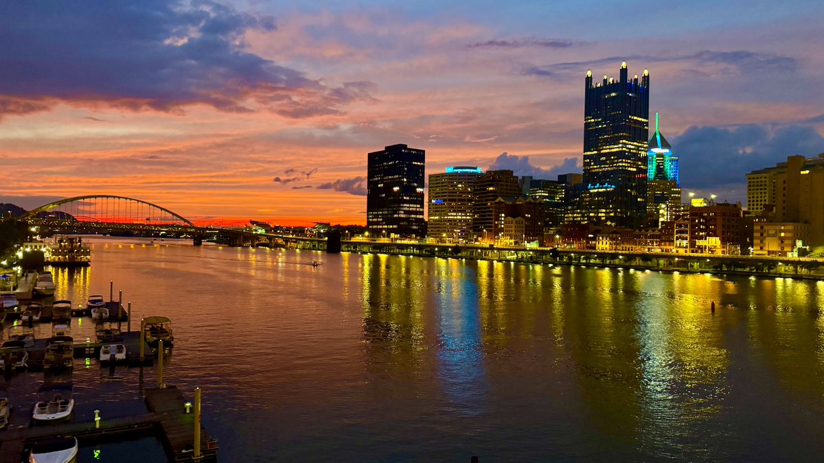 ismithKDKA's tweet photo. Someplace Special! #Pittsburgh #MyTown https://t.co/nKUtAWdmfQ