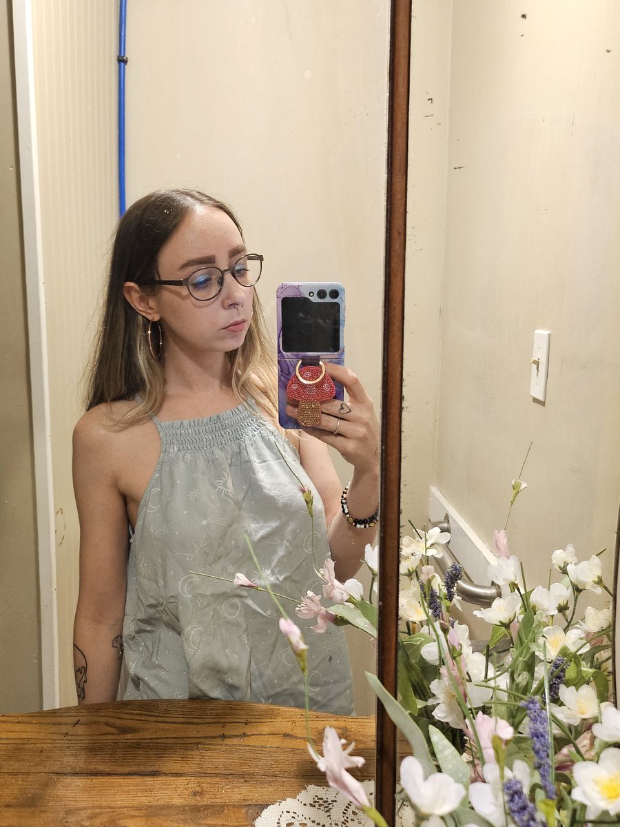 🔆nikki 👽 tweet media