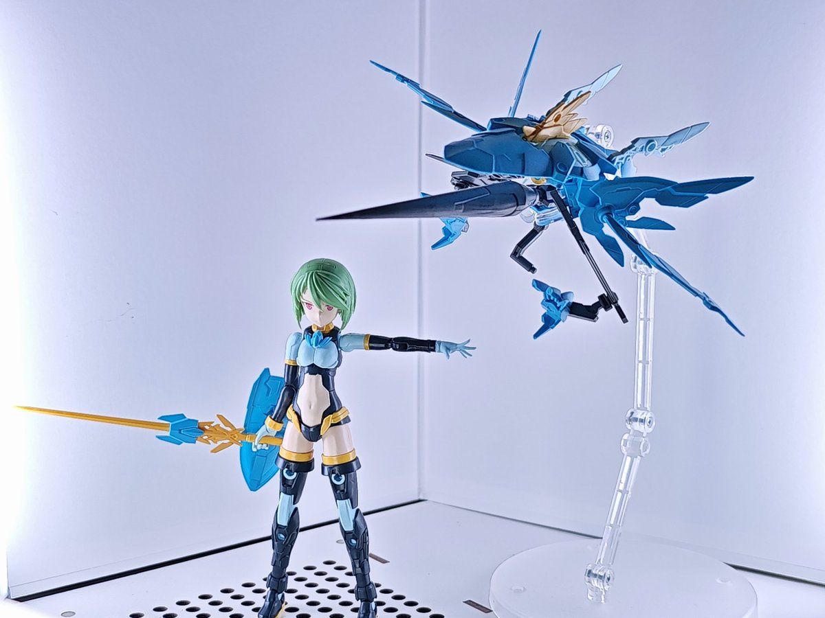おまけアリ)30MS 4点ネヴァリア リリネル ララネル　ファルファリーナ 30MS ファル=ファリーナ完成〜！ 普通に作ってもあれなんで支援メカ