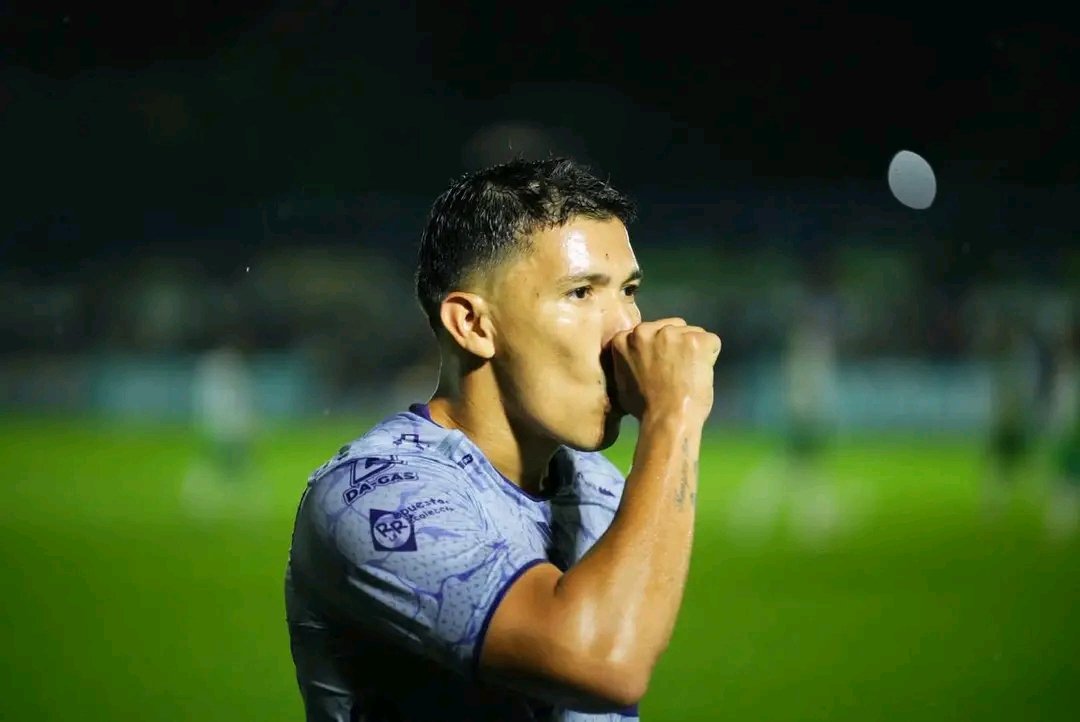 ZPanzaVerde's tweet photo. 🏆 Super Copa Bantrab 
📝 SEMIFINAL 
🎉 SEGUNDO TIEMPO 
🍬 Nueva Santa Rosa 0 - 🥑 Antigua GFC 1
Kevin López ⚽ 🥑 
#VamosAntigua #AntiguaSomosTodos https://t.co/Q1dkjMoev1