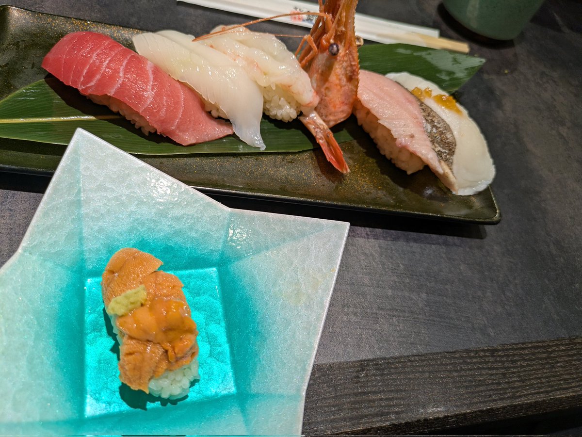 ZEAS888's tweet photo. 新宿銚子港でお昼。
やっぱ高い4000円代とかマシわからん https://t.co/YB095rtN6H