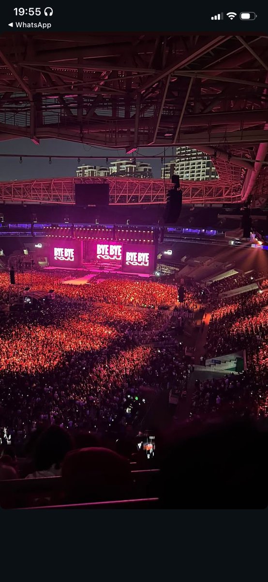 uaiyanfelipe's tweet photo. UMA ARTISTA BRASILEIRA
PRETA E TRAVESTI
COLOCOU 48 MIL PESSOAS 
EM UM ESTÁDIO
Liniker você é LENDÁRIA 🏳️‍⚧️🏳️‍⚧️🏳️‍⚧️ https://t.co/PDt1TKX8Jz