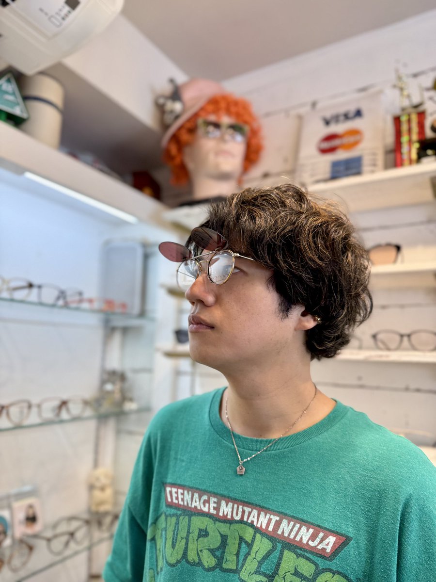 VerynerdE's tweet photo. 細身メタルフレームにクリップオン装着でナードなナイスウェアリングです!!店主
VN-020 “ POLK “ べっ甲柄
#polk_verynerd
#GOODBYEAPRIL
#眼鏡ご相談サービス業 #verynerd #中目黒の眼鏡屋 鯖江の眼鏡 @verynerd.eyewear @verynerd.edandy https://t.co/qmAZthbh7J