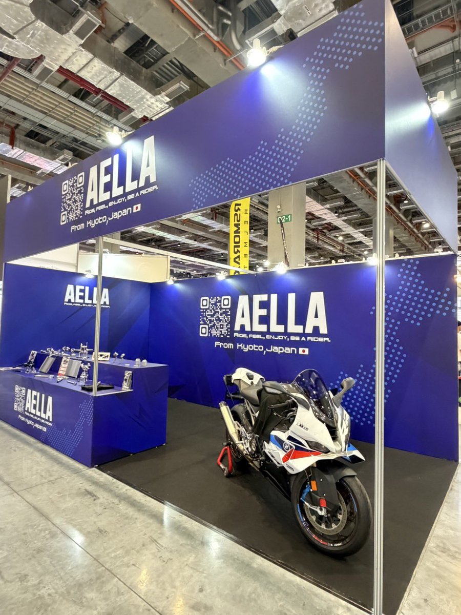 AELLA7439's tweet photo. 🇹🇼 AELLA 台湾モーターサイクルショー出展中！

京都から世界へ。

AELLAは台湾モーターサイクルショーに出展しています。

開催日程が変更となり、日曜日から火曜日までの開催となりました。

実際に製品を手に取り、アルミ削り出しならではの質感や精密な仕上がり、AELLAが追求する機能美をぜひご体感ください。

台湾にお越しの方、お近くの方はぜひAELLAブースへお立ち寄りください。

📍開催期間：日曜日～火曜日
📍AELLAブース：A2-04

皆様のご来場をスタッフ一同、心よりお待ちしております。

From Kyoto to the World.