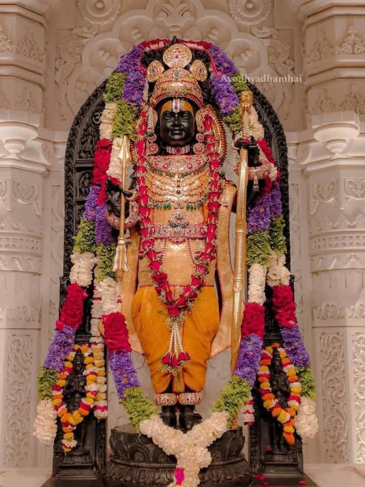 RamJanmbumi's tweet photo. जब संसार साथ छोड़ देता है, तब प्रभु श्रीराम की कृपा हाथ थाम लेती है
जय श्री राम https://t.co/4pzI4oaumy