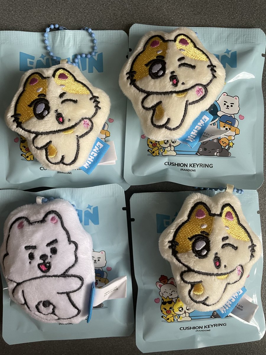 10_09enoo's tweet photo. ENHYPEN交換　ENCHIN交換
クッションキーリング交換 

【譲】 WONCHU ジョンウォン SnoWe ソンフン

【求】KISHU ソヌ            PU-NI ニキ 
　　JAKEY ジェイク      NoxStar ジェイ
　　
郵送にて同日交換希望です📮
条件合う方いらっしゃいましたら
お気軽にお声がけください☺️ https://t.co/3iub165XFa