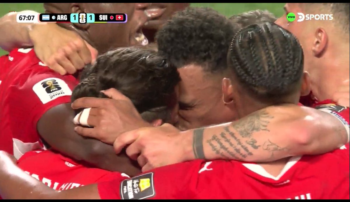 AdriRM33's tweet photo. GOOOOOOOOOOOL DE SUIZA 

SIUUUUUUUUUH 🤩🤩🤩 https://t.co/pgdkwIlffC