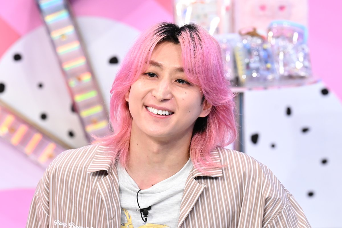 sakusakuhimhim's tweet photo. 🌃☁️☁️
┊┊☆
┊☆　⚠️TVer限定版は
☆　 　明後日23:29までの配信！
　
　👀『令和のシル活』深掘り回
　　お楽しみいただけましたか??🥰

🌸『#サクサクヒムヒム』🍄
　佐久間大介(Snow Man) 
　日村勇紀(バナナマン) https://t.co/BjYhJ8kopq
