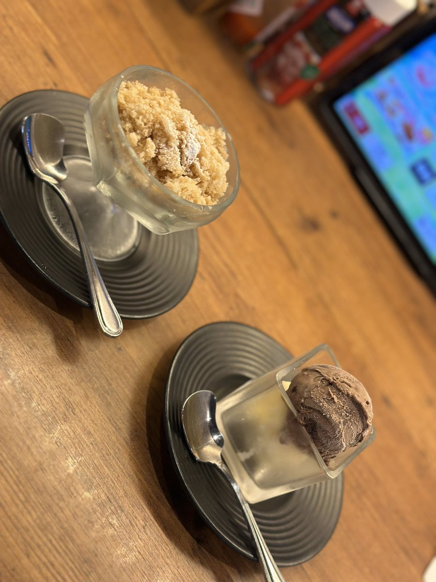 Ray_game09's tweet photo. ロイヤルミルクティーグラニータ＆パンナコッタと2種のジェラート
美味しすぎ https://t.co/kTY4K1DyK7