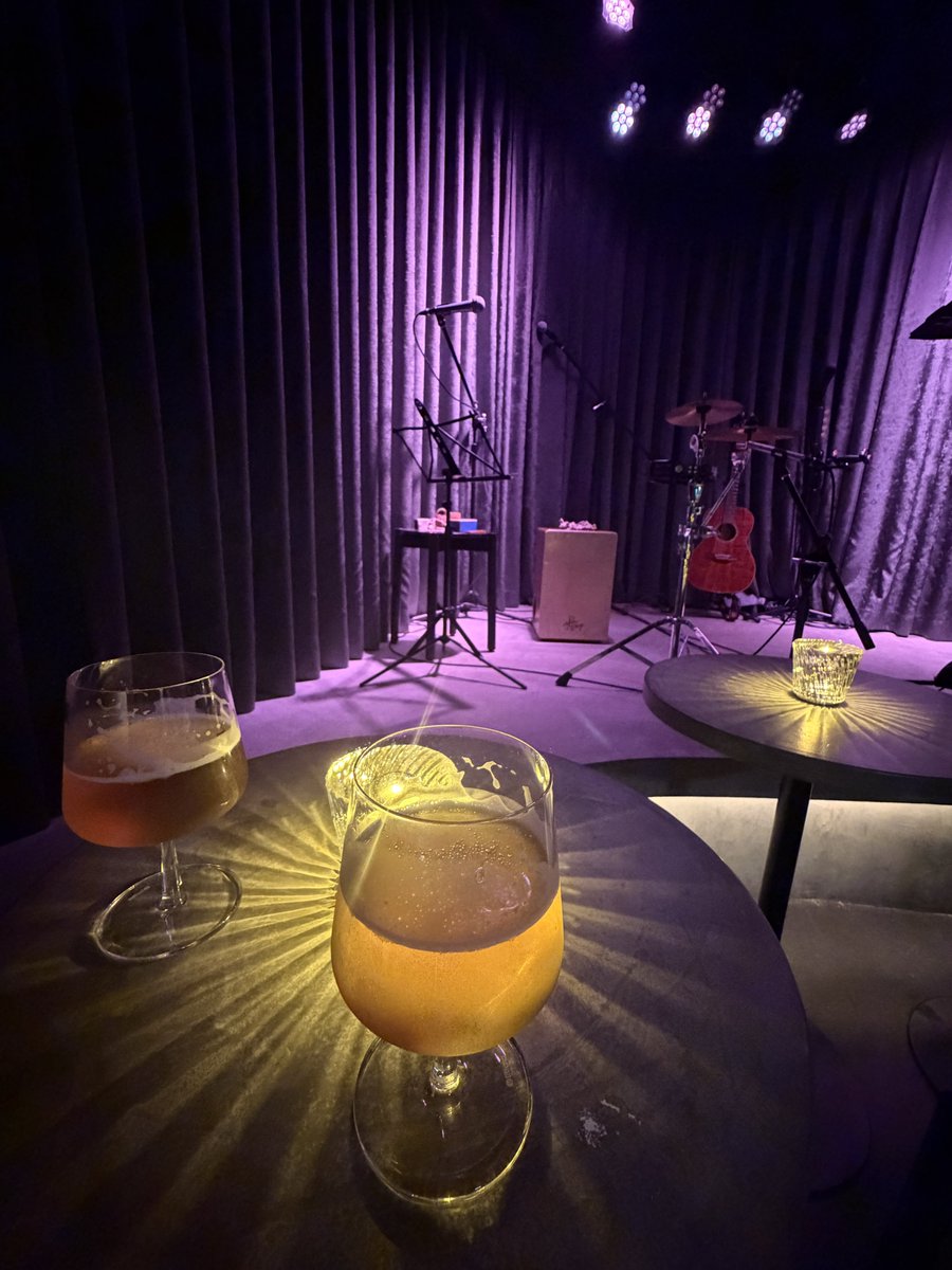 grayscale_0204's tweet photo. 【7/12　本日バー・ラウンジ営業🍷】  

▼15:00 - 18:15 （18:00 L.O）

本日、短期集中乾杯🍻
GK の昼夜公演の合間にサクっとバー営業します

移動中の方、近くを通られる方、お時間のご都合良き方、ちょこっと立ち寄りお待ちしています🍷 https://t.co/FF1zBdrZR3