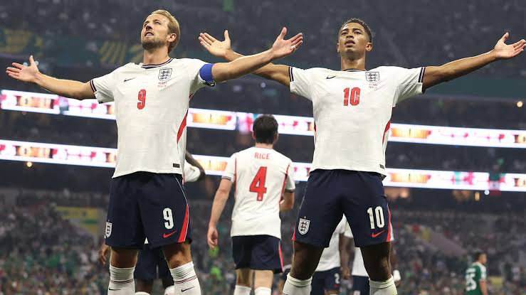 Sumitdehariya61's tweet photo. If england 🏴󠁧󠁢󠁥󠁮󠁧󠁿 failed to beat this argentina 🇦🇷 side its a digrace for the three lions 🏴󠁧󠁢󠁥󠁮󠁧󠁿 truly https://t.co/j8DNMj5hP4