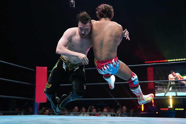 7.11シカゴ大会・第7試合】 『G1 CLIMAX 36』Bブロック公式戦 両者