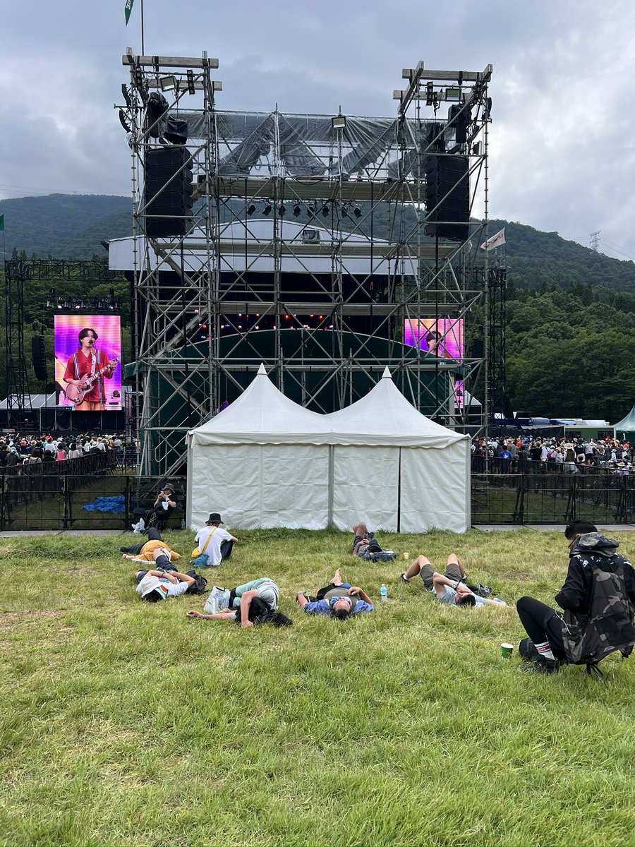 imo_tareko's tweet photo. フジロックまであと12日 https://t.co/9kFpwlWVnX