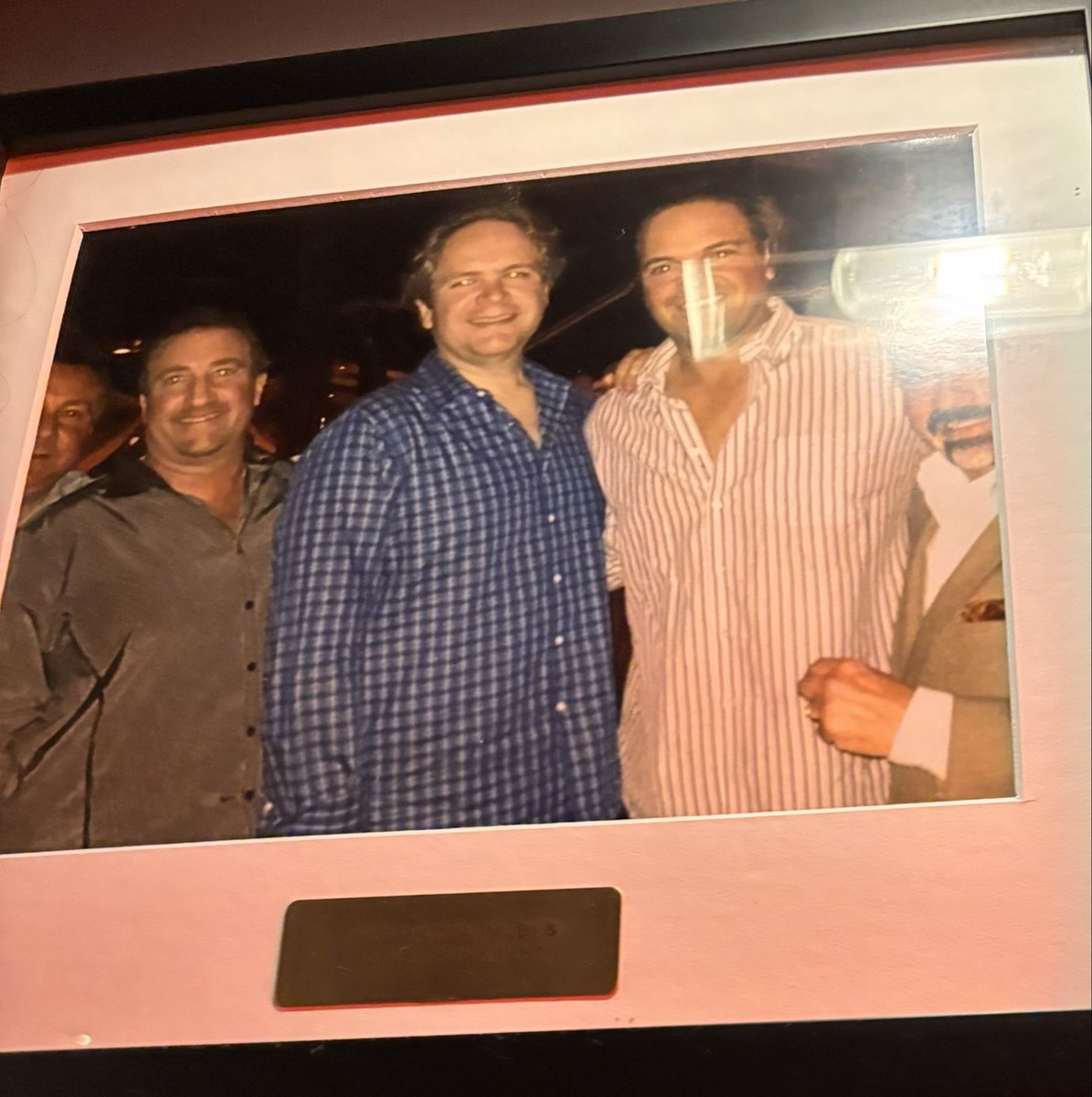 ljoe67's tweet photo. @EddieTrunk  
I live near Runway 84. Remember hearing you talk about your pic with piazza on the wall. I found it. lol https://t.co/wRXBeohlAA