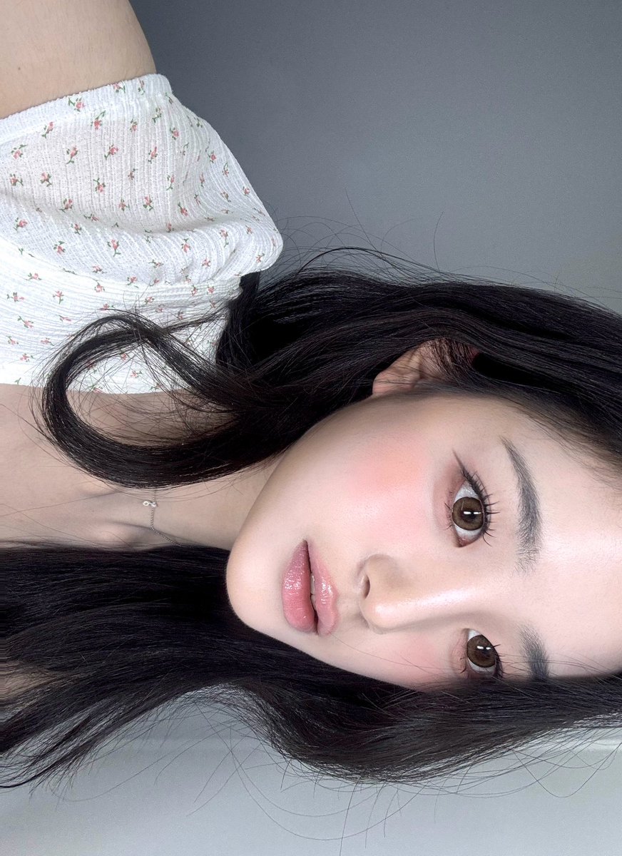 suhll4t's tweet photo. 260711 코스모톡🖤💭 #지연 #JiYeon https://t.co/o76ly2g40U