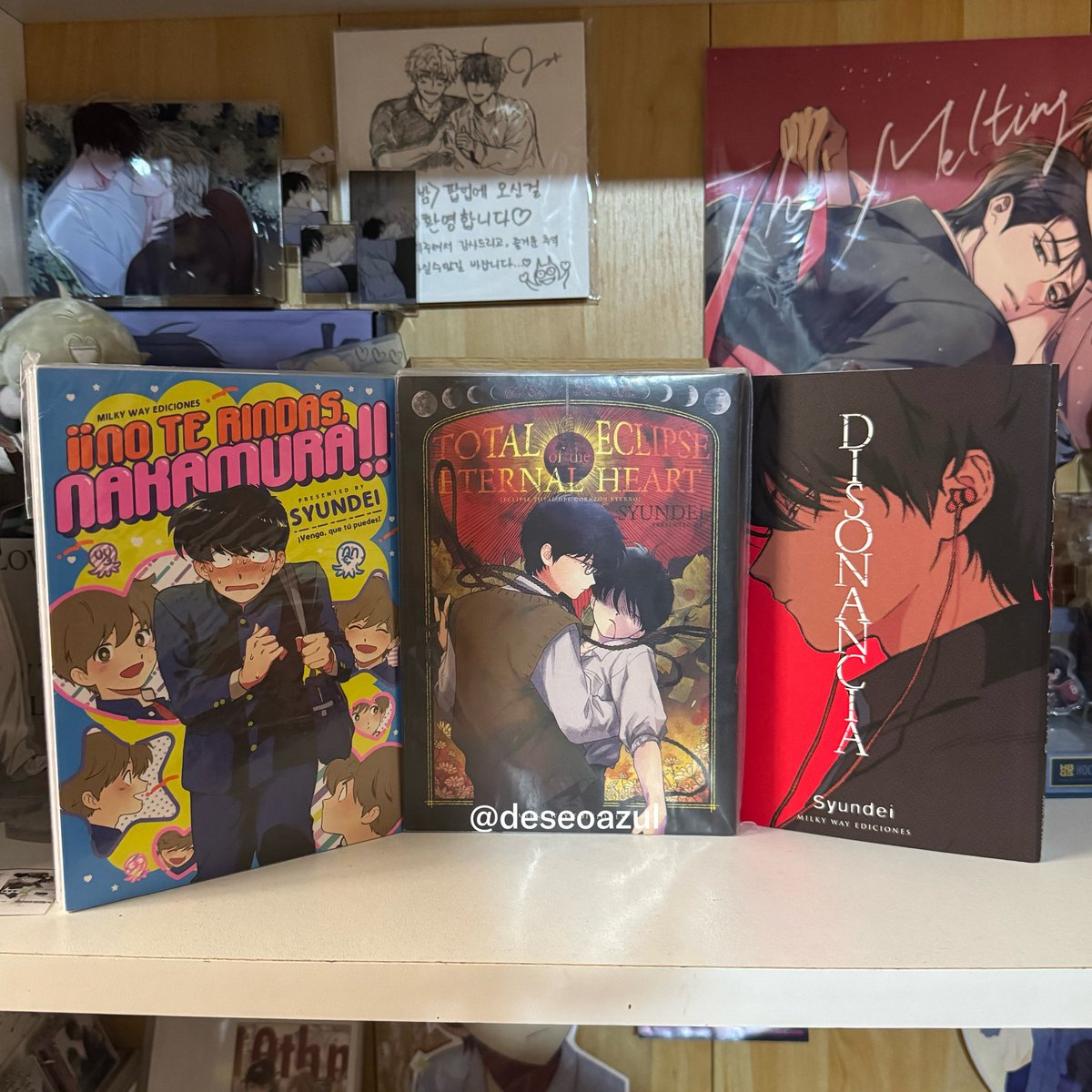 deseoazul's tweet photo. Tuve mucha suerte de encontrar de segunda todos los tomos de Syundei 🥹✨ (creo no me faltan más?) 

Ojalá que pronto vuelva 😔 es muy buena mangaka #syundei #ganbarenakamurakun https://t.co/PPD7xSZTtQ