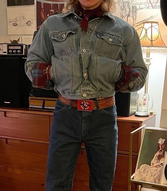 zeppelinmp3's tweet photo. how does pinterest see me… 

outfit
color
character
[name] core https://t.co/h8Dip9Dftg