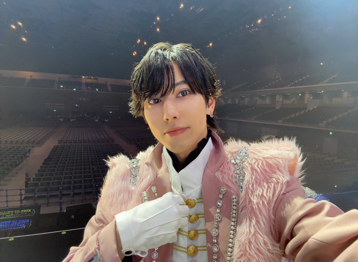 _KAWAIKENTARO_'s tweet photo. 明日21:00〜
インスタライブ配信します！！

#キンプリスパライ 
同時視聴会します！！
アーカイブ視聴が明日までなので
最後に一緒に見納めましょう！！

⚠️アーカイブのご購入は
本日18:00までなのでまだの方は
それまでにお買い求めください。
https://t.co/XmVeNECCza https://t.co/WtJsuzcnRw