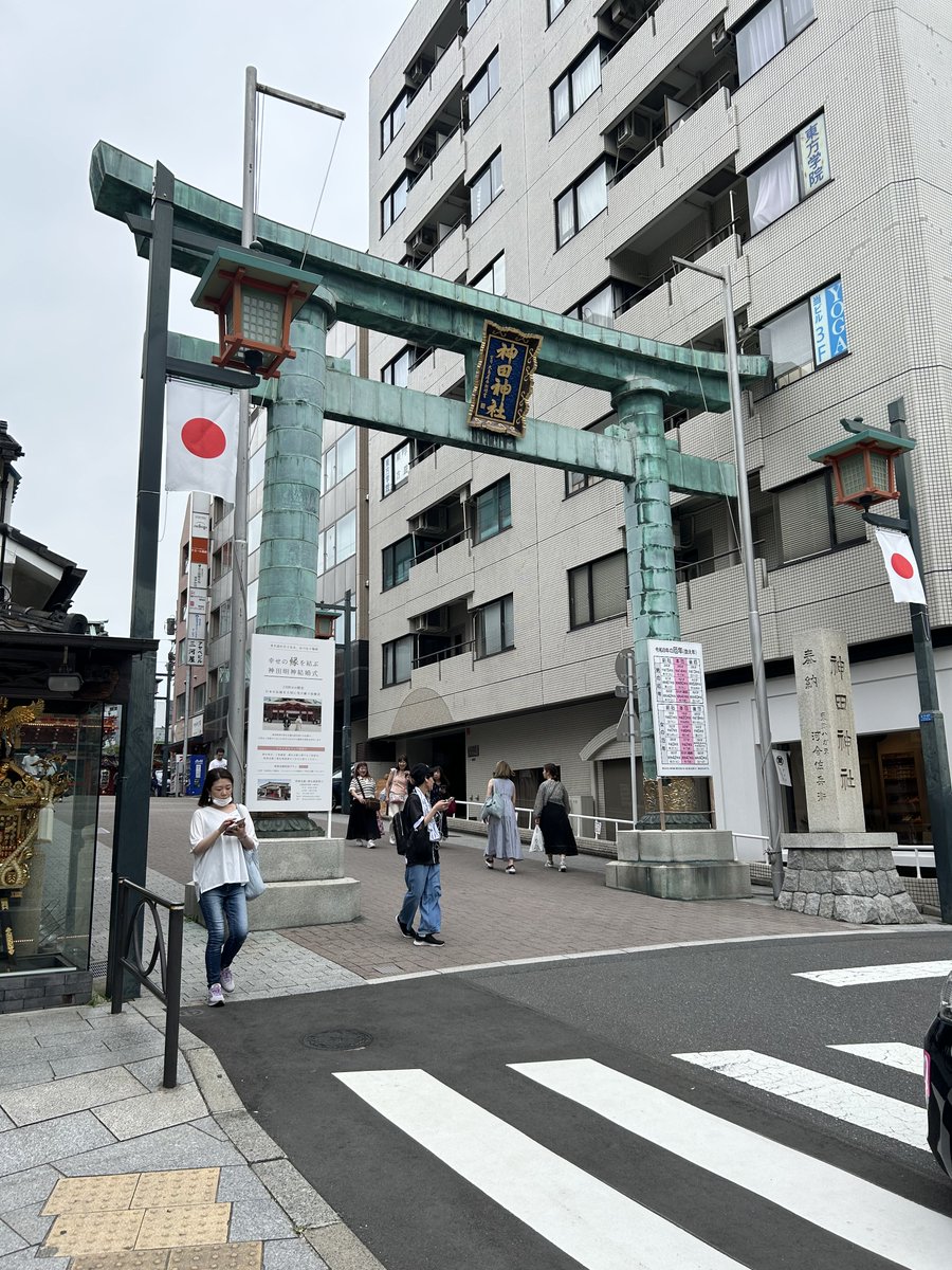 highlawlow's tweet photo. お参りに行ってきた https://t.co/Hvnlr4FvzP