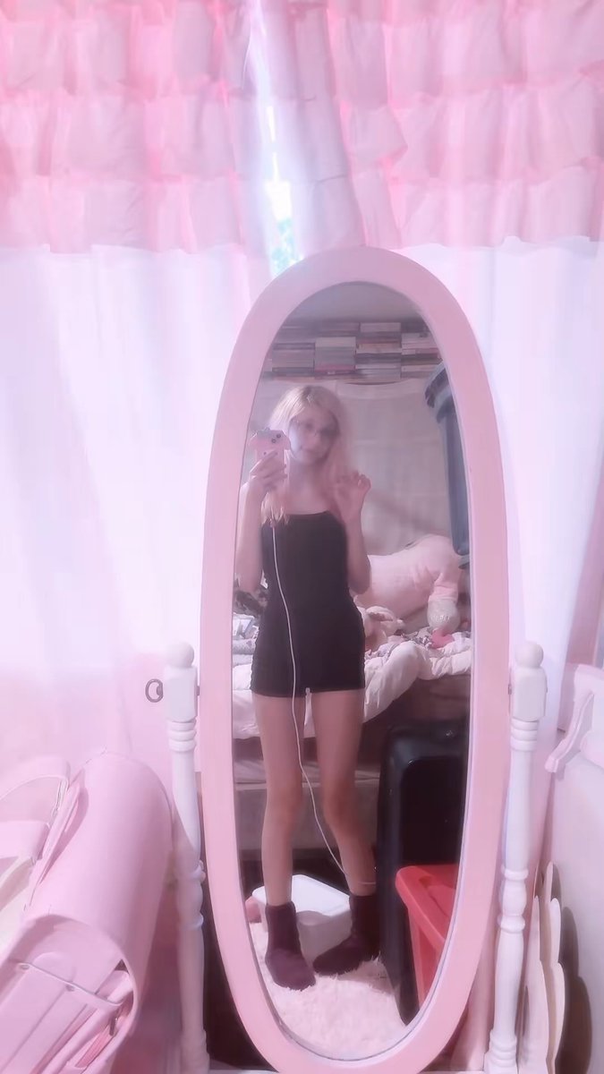 𐔌🎀 ྀི˖ ࣪ᠻυꪀʄꫀׁׅܻȶȶꪱᜒ𝓒ɦᥲꪀ꒱ ᩙ🌈˚ ݁ ݂ tweet media