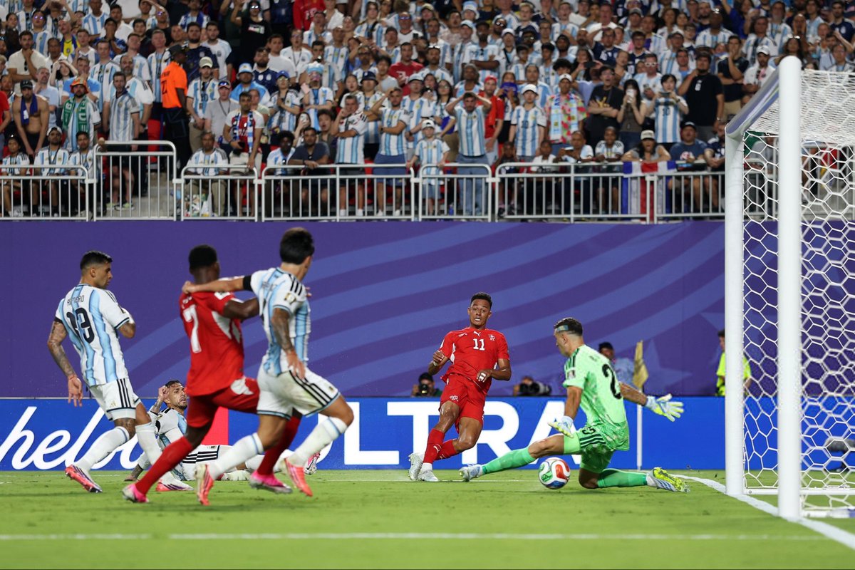 HihQualit's tweet photo. Dan Ndoye 

#FIFAWorldCup | #ARGSUI https://t.co/E77EINVlwE