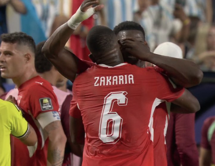 appiecule's tweet photo. He faked a dive to get Paredes a second yellow card, knowing he was already on a yellow.

Embolo should only blame himself for that stupid dive.

The referee gave Embolo a second yellow card for simulation, and he was sent off. https://t.co/8WmO3aTzkv