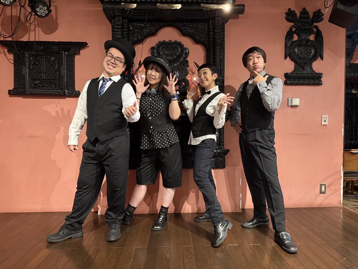 paopaodo's tweet photo. パオパオ堂。24周年🎉
『裏カーニバル4』にご来場くださった皆さま、応援してくださった皆さま、本当にありがとうございました😊
急遽４人対応になりましたが、
皆さんの拍手や笑顔が本当に力になりました🙏
次回は必ず５人揃ってお届けします😊
浴衣でのご来場もとても嬉しかったです🥹
全てに感謝🙏 https://t.co/PwOR6IZ9V3