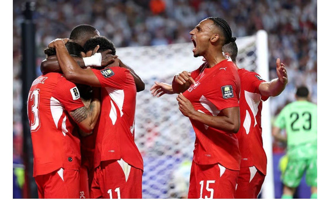 chizzygold67's tweet photo. GOAL: WE ARE ALL SQUARE IN KC!

68’ Argentina 1-1 Switzerland

A VERY MUCH BETTER SPELL!

SWITZERLAND EQUALISE THROUGH NDOYE! https://t.co/L8PfBNjvpI