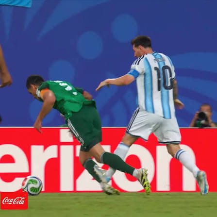 YihiRM's tweet photo. Aquí el VAR no entró. Por lo que sea https://t.co/gPImrzuFwL