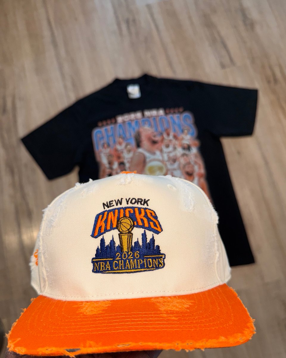 FERRISDND's tweet photo. Ends Tonight— 
New York Fans Today Only! New Shoppers! Our way to say Thank You before we close up all New York Tees!

2 Tees Sitewide $100.00 Free Shipping

Must Use Code 2X100

16x20 Jumbo Prints. On our 10 Oz Tees.