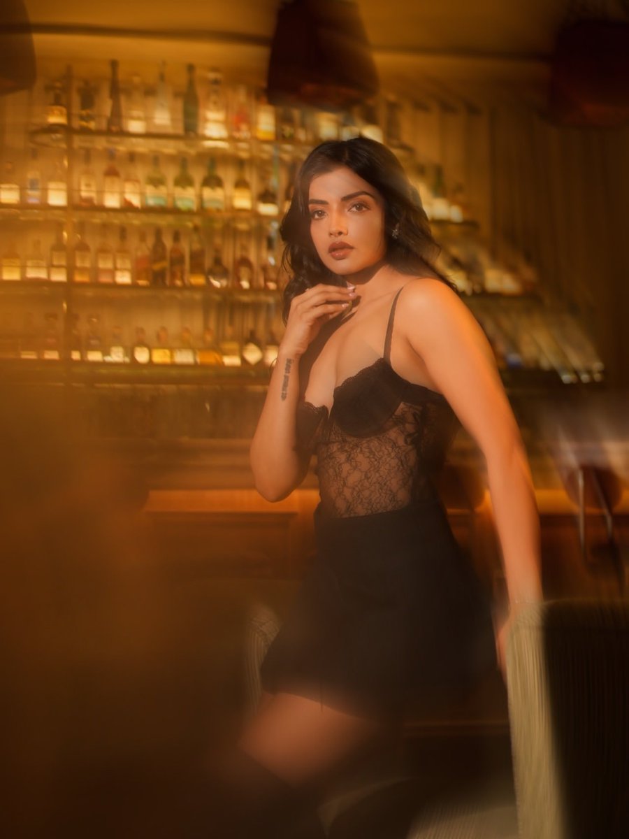 Weekendvibes_'s tweet photo. Ashna Zaveri π€
#Ashna #AshnaZaveri https://t.co/eBY55qN4Q8