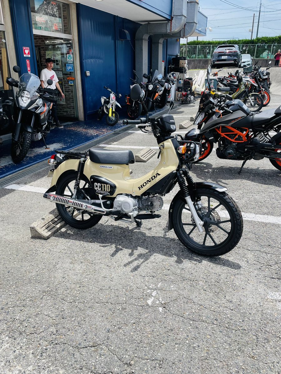 A2480710805's tweet photo. 納車!
#CROSSCUB https://t.co/7lBQCZtY0r