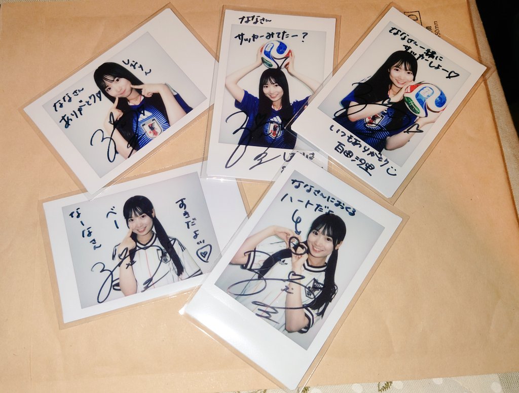 しおりんのW杯チェキ(試合終了後版)と特典動画が届きました🎁 どの