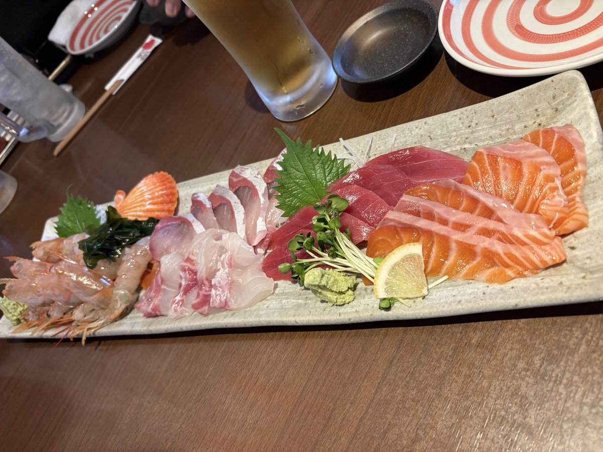 HyKatuo's tweet photo. 4月に行った同窓会ぶり。
それ以来欠かさず連絡を取り合ったので、飲みに行こうと。
特に大した話はしてないんだけど、そういうのが楽しい。 https://t.co/SKz3xocgkl