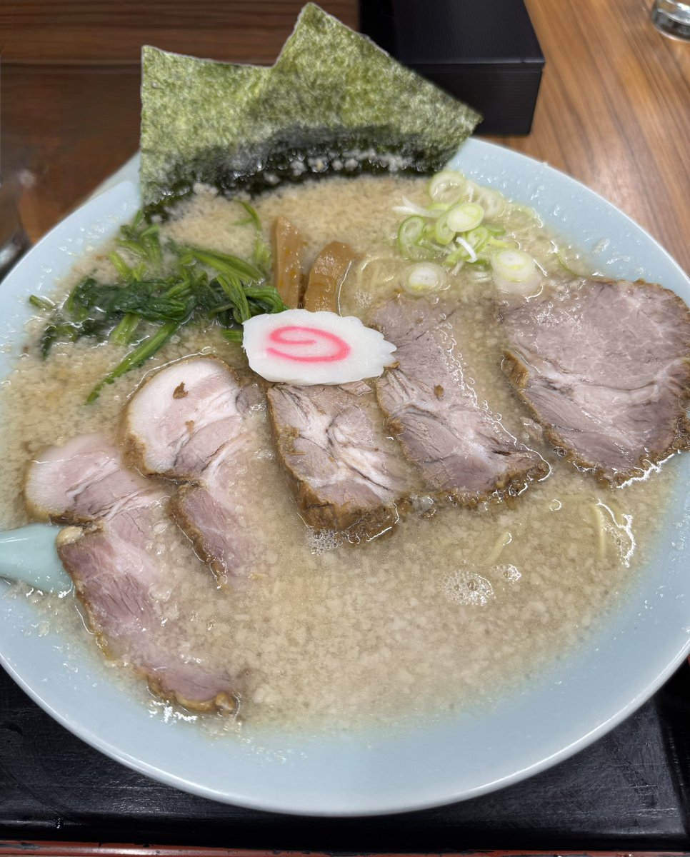 Kitataka5's tweet photo. 栃木県小山市 ラーメンショップ城東店

チャーシュー麺+チャーシュー丼

久々の城東店、しっかりコッテリウマイ
小山のラーショはどこもレベル高いです https://t.co/DWzGo5vWKP