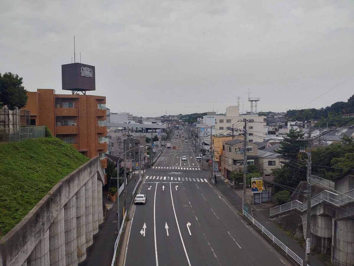 neko_beam_'s tweet photo. ないすどうろ https://t.co/oxHvT17t8E